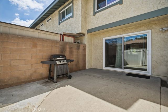 6629 Wilbur Avenue 22, Reseda, CA 91335