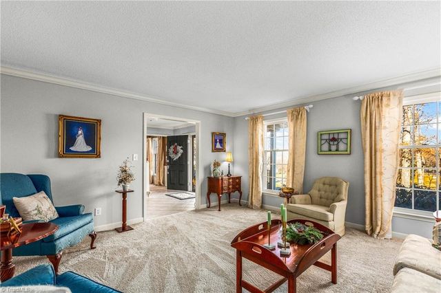 7020 Stancliff Court, Clemmons, NC 27012