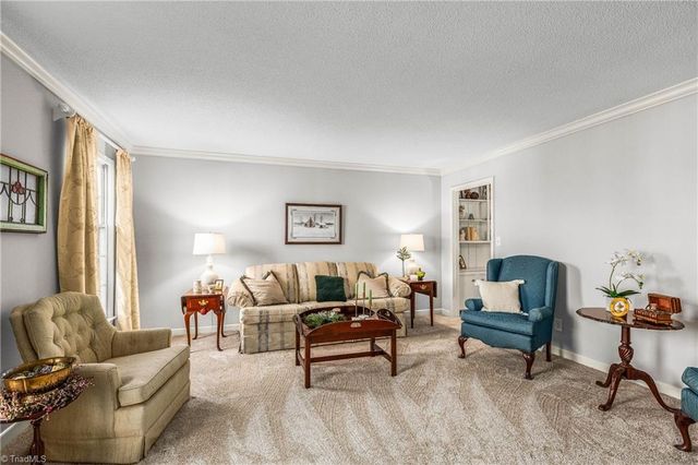 7020 Stancliff Court, Clemmons, NC 27012