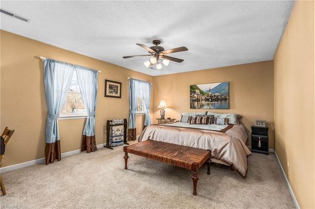 7020 Stancliff Court, Clemmons, NC 27012