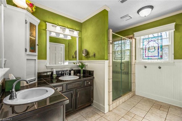 7020 Stancliff Court, Clemmons, NC 27012