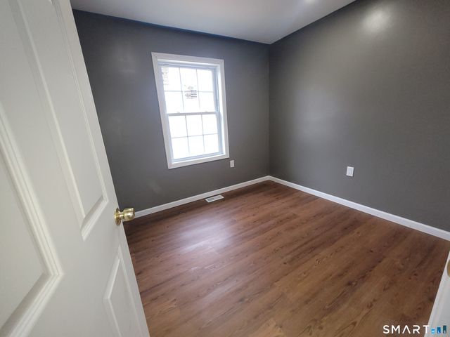 1050 Jarvis Street, Cheshire, CT 06410