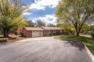 3002 RESORT DR, Mcgaheysville, VA 22840