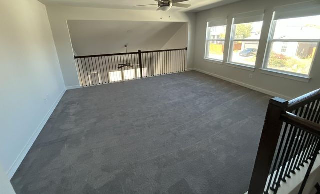 221 Green Knoll LN, Georgetown, TX 78628