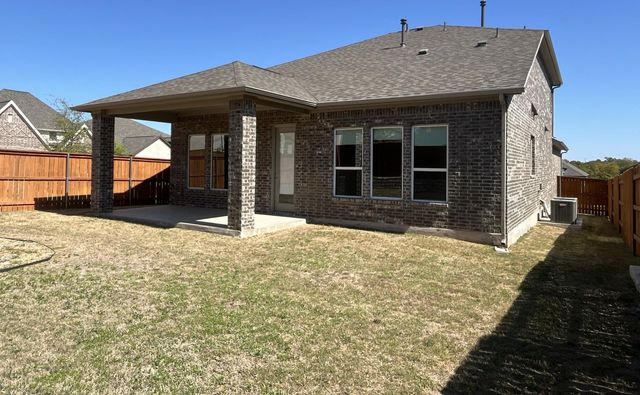 221 Green Knoll LN, Georgetown, TX 78628