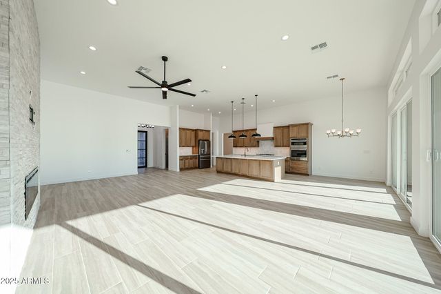 31308 N 167TH Avenue, Surprise, AZ 85387