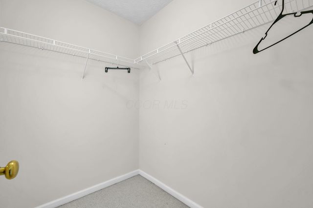 653 Kingshurst Drive, Blacklick, OH 43004