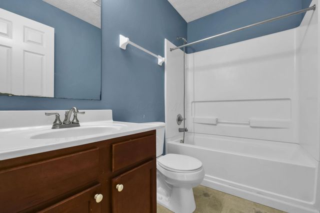653 Kingshurst Drive, Blacklick, OH 43004