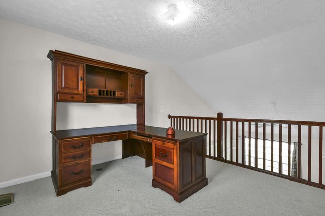 653 Kingshurst Drive, Blacklick, OH 43004