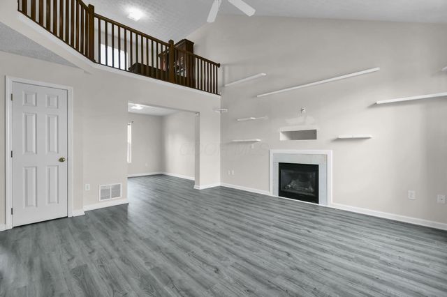 653 Kingshurst Drive, Blacklick, OH 43004