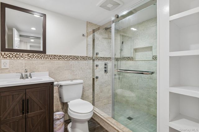 958 Alan Drive, Wantagh, NY 11793