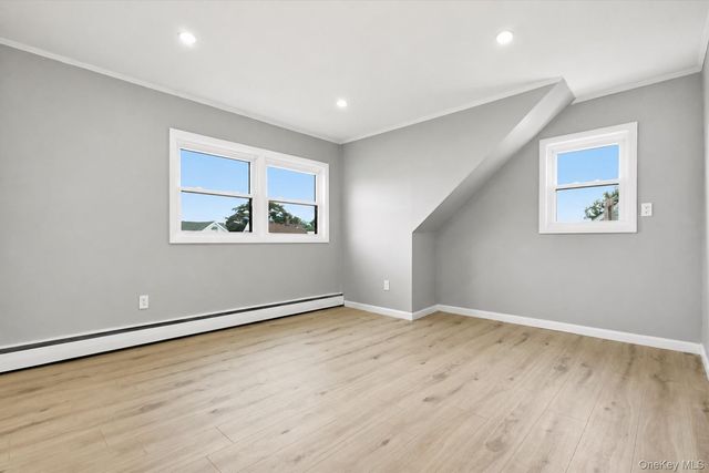 24 Crag Lane, Levittown, NY 11756
