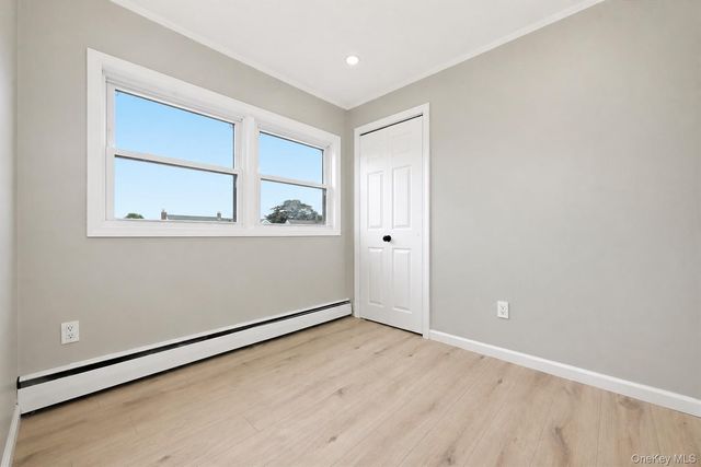 24 Crag Lane, Levittown, NY 11756