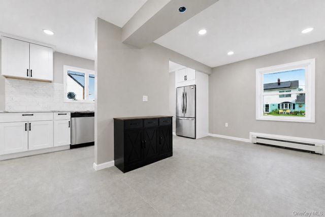 24 Crag Lane, Levittown, NY 11756