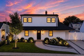 24 Crag Lane, Levittown, NY 11756