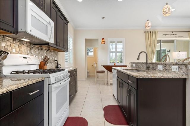 4720 CLAREMONT PARK DRIVE, Bradenton, FL 34211