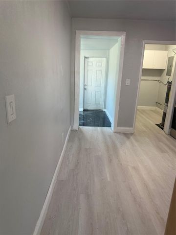 6640 SW 20th Street, Pompano Beach, FL 33068