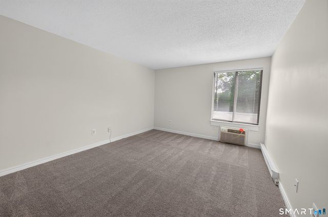 Hamre Lane, Branford, CT 06405