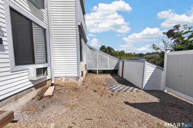 Hamre Lane, Branford, CT 06405
