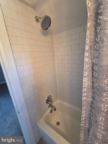 1007 LIVINGSTON AVE, Phoenixville, PA 19460