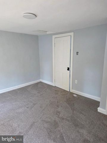 1007 LIVINGSTON AVE, Phoenixville, PA 19460