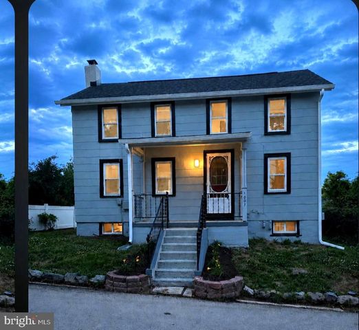 1007 LIVINGSTON AVE, Phoenixville, PA 19460