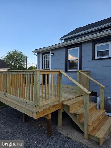 1007 LIVINGSTON AVE, Phoenixville, PA 19460