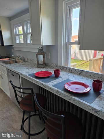 1007 LIVINGSTON AVE, Phoenixville, PA 19460