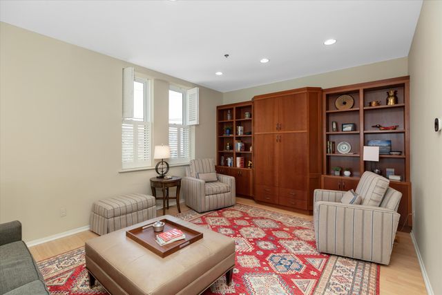 223 E Ann Street 1, Ann Arbor, MI 48104