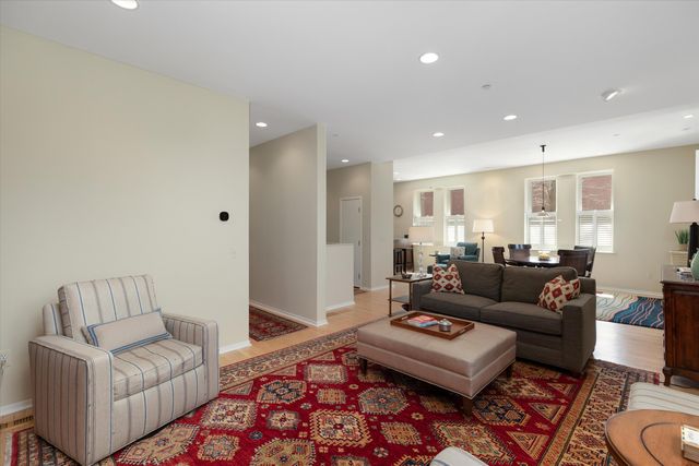 223 E Ann Street 1, Ann Arbor, MI 48104