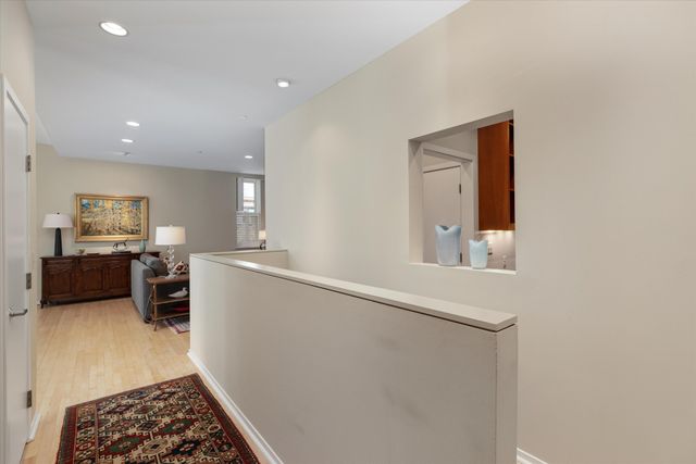 223 E Ann Street 1, Ann Arbor, MI 48104