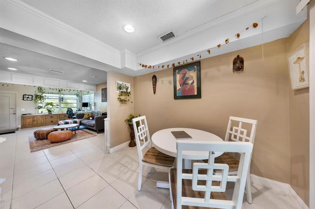 2326 Harding Street 2326, Hollywood, FL 33020