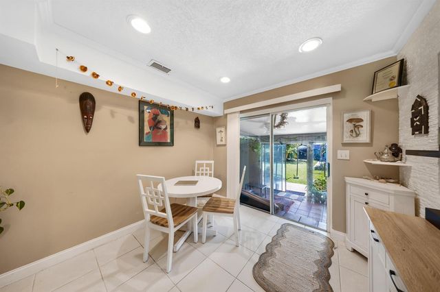 2326 Harding Street 2326, Hollywood, FL 33020