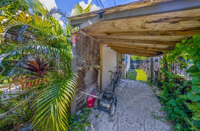 2326 Harding Street 2326, Hollywood, FL 33020