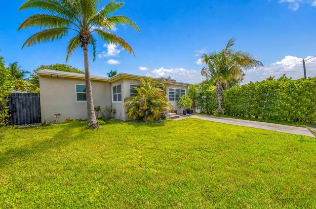 2326 Harding Street 2326, Hollywood, FL 33020