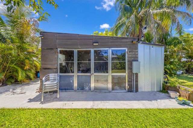 2326 Harding Street 2326, Hollywood, FL 33020