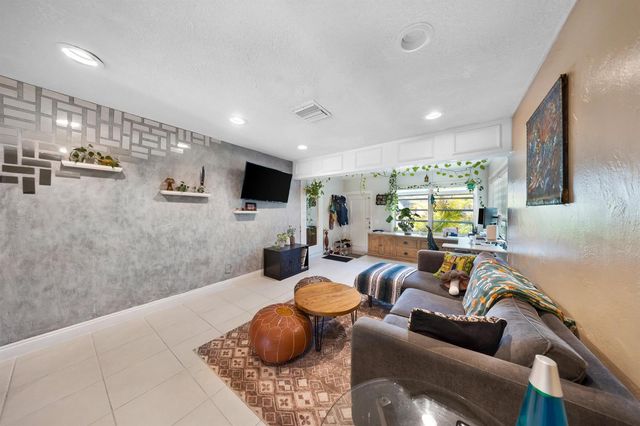 2326 Harding Street 2326, Hollywood, FL 33020