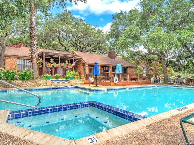 4212 Medical Dr Unit 606, San Antonio, TX 78229