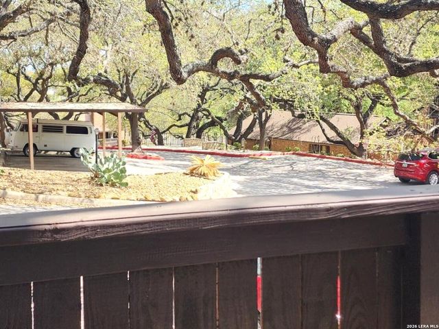 4212 Medical Dr Unit 606, San Antonio, TX 78229