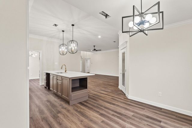 71 Corniche Cove, Maumelle, AR 72113