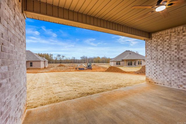 71 Corniche Cove, Maumelle, AR 72113