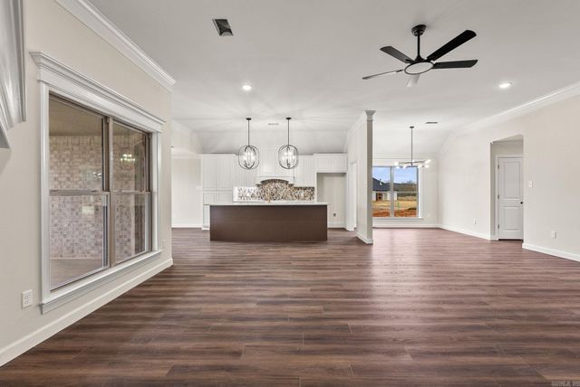 71 Corniche Cove, Maumelle, AR 72113