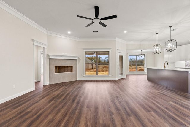 71 Corniche Cove, Maumelle, AR 72113