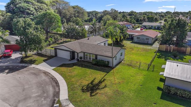 1720 SW 13th St, Boca Raton, FL 33486