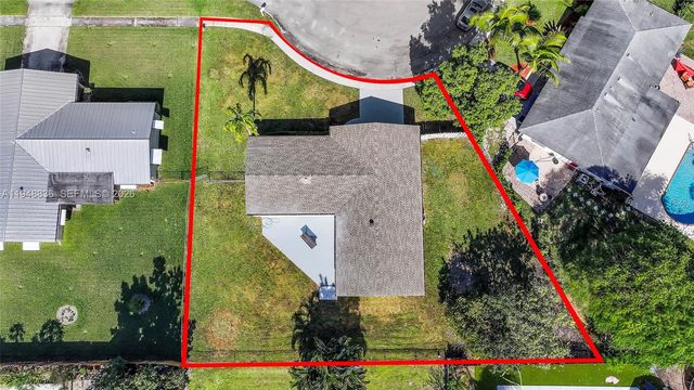 1720 SW 13th St, Boca Raton, FL 33486