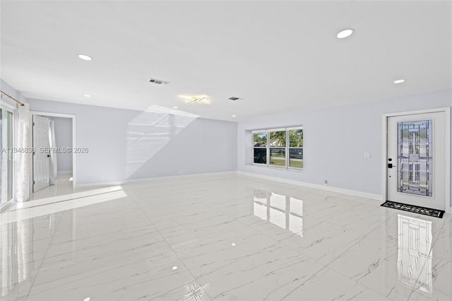 1720 SW 13th St, Boca Raton, FL 33486