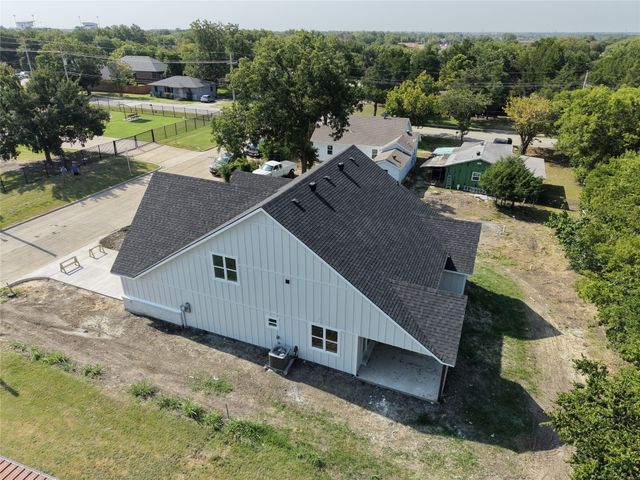 908 First Street, Princeton, TX 75407