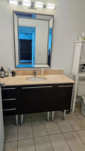 1900 N Bayshore Dr 4007, Miami, FL 33132