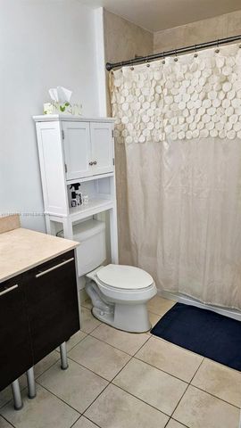 1900 N Bayshore Dr 4007, Miami, FL 33132