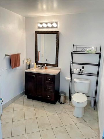 1900 N Bayshore Dr 4007, Miami, FL 33132